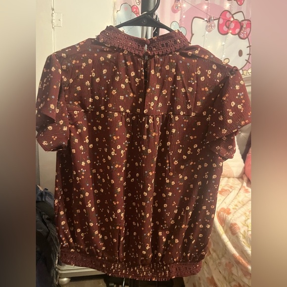E & M Tops - E&M Floral Maroon Mock Neck Blouse Size Medium